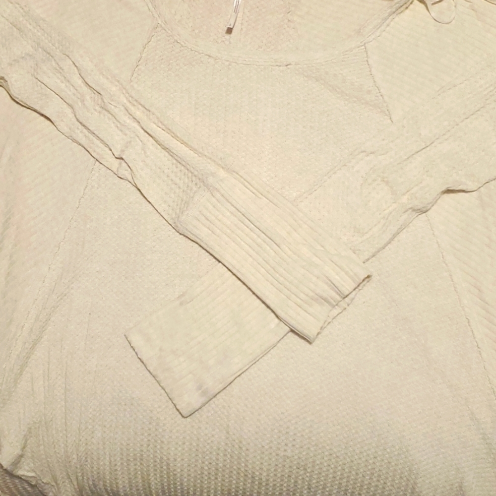 Free People size Large cream color shirt